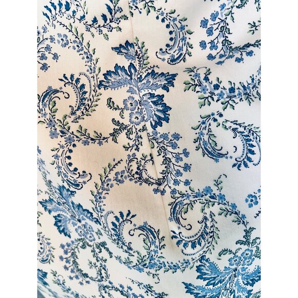 Chaps Black Label Womens M No Iron Blue White Floral Button Shirt Logo Buttons - Picture 7 of 16